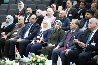 الدكتور الطريجي يحاضر في (عمان العربية) حول (التواصل في العالم الرقمي)