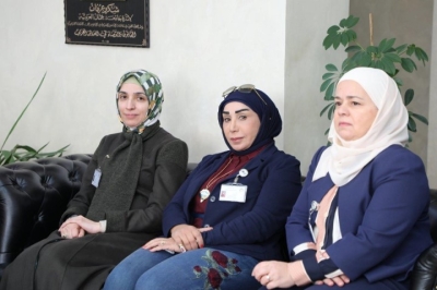 وفد من اللجنة الوطنية الأردنية لشؤون المرأة يزور جامعة عمان العربية