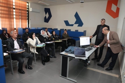 ورشة متقدمة بإدارة سلاسل التوريد لطلبة أعمال 