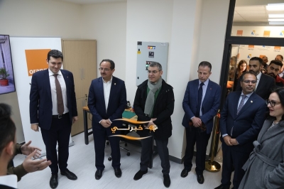 بدعم من أورنج الأردن: إطلاق مختبر تصنيع رقمي مبتكر في الجامعة الألمانية الأردنية