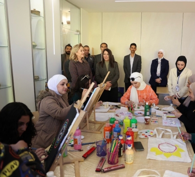 الأميرة عالية تفتتح زها شوب في مركز زها الثقافي/خلدا 