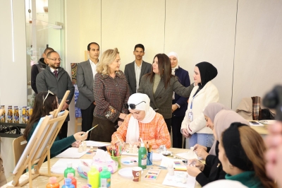 الأميرة عالية تفتتح زها شوب في مركز زها الثقافي/خلدا 