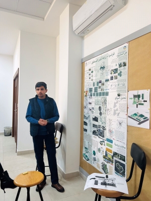 طلبة هندسة العمارة في 