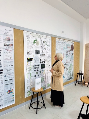 طلبة هندسة العمارة في 