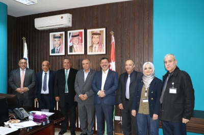 كلية العلوم الطبية التطبيقية في جامعة عمان العربية تعقد اجتماعها الاستشاري الأول