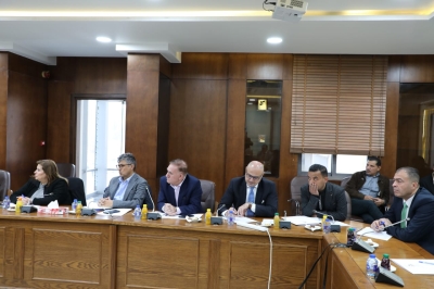 العودات يدعو الأحزاب لمواصلة دورها في تعميق الحياة الحزبية والسياسية