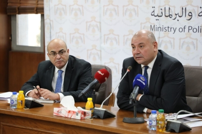 العودات يدعو الأحزاب لمواصلة دورها في تعميق الحياة الحزبية والسياسية