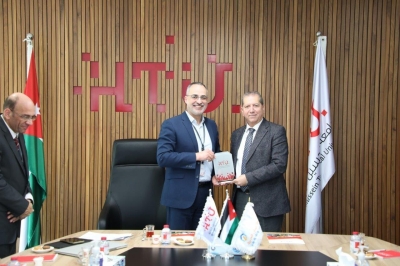 مذكرة تفاهم بين جامعة عمان العربية وجامعة الحسين التقنية لتعزيز التعليم المتقدم عبر منصة HTUX.ORG