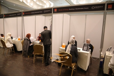 مراكز أورنج الرقمية تحتفل بتخريج طلاب أكاديمية البرمجة بالشراكة مع Proparco وتعقد يوماً وظيفياً