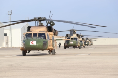 الجيش ينقل 20 طناً من المساعدات لغزة - صور