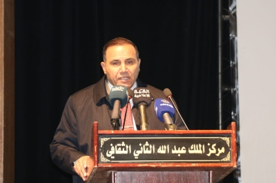 وزير الداخلية يرعى حفل جائزة الموظف المثالي في القطاع العام لمحافظة الزرقاء لعام 2024