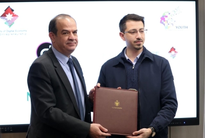 وزير الاقتصاد الرقمي والريادة يزور مركز “المنصة” ويوقع اتفاقيات لدعم المهارات الرقمية والاستثمار