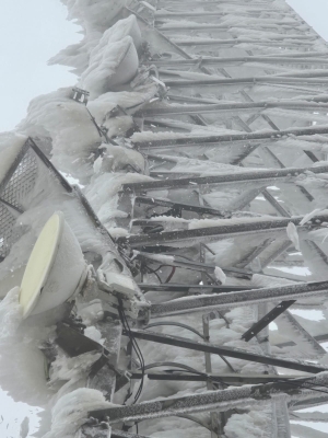 بالصور - نشامى الهندسة في زين خلال المنخفض القطبي