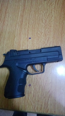 القبض على مطلق نار وضبط مركبات مخالفة في موكب تخريج في مأدبا