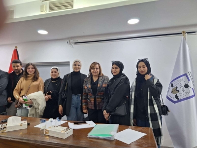 طلبة أعمال (عمان العربية) يشاركون في دورة تدريبية متخصصة حول قانون البيئة الاستثمارية