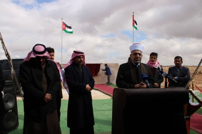 بأرض تبرعت بها بلدية أم القطين والمكيفتة.. وزير الأوقاف يدشن مشروع إنشاء منازل الأسر العفيفة