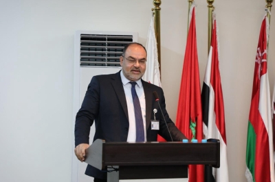 خريجو كلية الصيدلة في جامعة عمان العربية يؤدون القسم القانوني ويخطون أولى خطواتهم نحو المهنية