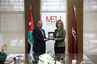 لقاء مثمر بين (الشرق الأوسط) وهيئة تنظيم الطاقة والمعادن