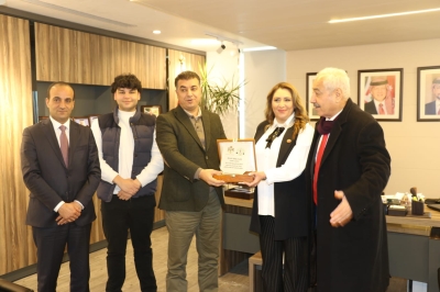 الحنيفات يكرم قناة المملكة 