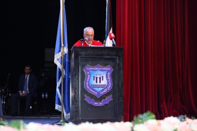 بالصور ... الصفدي يرعى اليوم الاول لإحتفال عمان الاهلية بتخريج طلبة الفصل الاول من الفوج 32