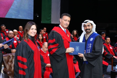 بالصور ... الصفدي يرعى اليوم الاول لإحتفال عمان الاهلية بتخريج طلبة الفصل الاول من الفوج 32