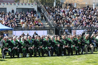 جامعة الزيتونة الأردنية تحتفل بتخريج الفوج التاسع والعشرين من طلبتها