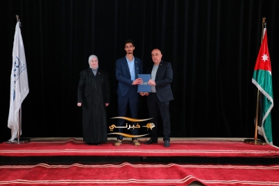 العلوم التطبيقية تكرّم أصحاب الإنجازات في حفل تكريمي مهيب...