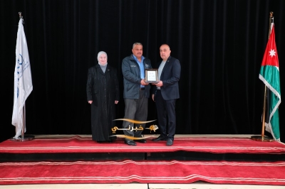 العلوم التطبيقية تكرّم أصحاب الإنجازات في حفل تكريمي مهيب...