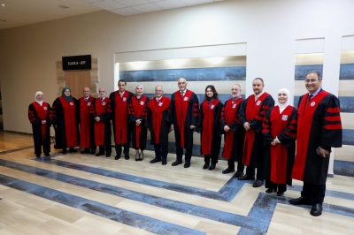 بالصور .. برعاية أ.د.حمدان احتفال عمان الاهلية لليوم الثاني بتخريج طلبة الفصل الاول من الفوج 32