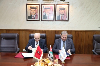 اتفاقية تعاون بين جامعة عمان العربية وجامعة مؤتة لاستحداث برامج دراسات عليا مشتركة وتعزيز التعاون في التعليم والبحث العلمي