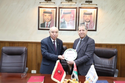 اتفاقية تعاون بين جامعة عمان العربية وجامعة مؤتة لاستحداث برامج دراسات عليا مشتركة وتعزيز التعاون في التعليم والبحث العلمي