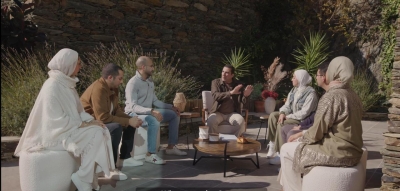 عمرو خالد: لا تسمح للدنيا أن تكسرك.. كيف تجاهد نفسك وسط صعوبات ومصائب الحياة؟ - فيديو