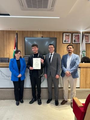 دورة تدريبية في كلية الصيدلة في الزيتونة بعنوان أساسيات البحث العلمي