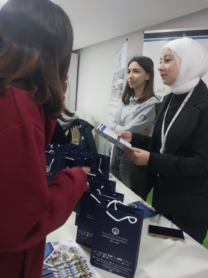 إقبال ملحوظ من طلبة مدارس التربية الريادية على كليات المستقبل في جامعة عمان العربية