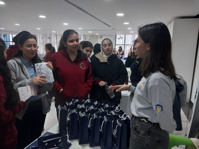 إقبال ملحوظ من طلبة مدارس التربية الريادية على كليات المستقبل في جامعة عمان العربية