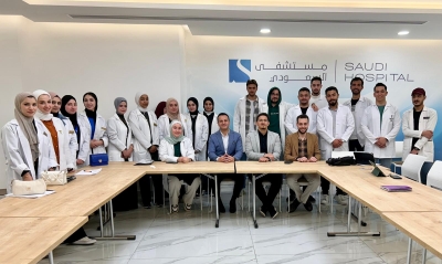 .كلية الصيدلة في الزيتونة تنظم زيارة ميدانية لعدة مستشفيات