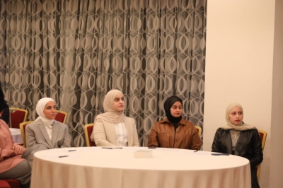 العودات يطلق برنامج معهد السياسة بفوجه السابع