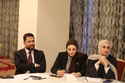 العودات يطلق برنامج معهد السياسة بفوجه السابع