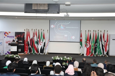 رئيس جامعة عمان العربية يستقبل وفداً من جامعة الحسين التقنية