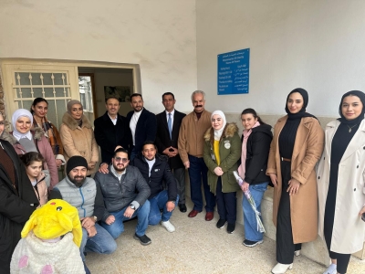 جامعة عمان العربية تُجسد قيم العطاء بمبادرة خلّينا نفرحهم في دار المسنين