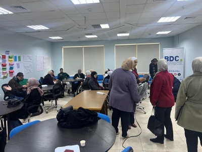 طلبة صيدلة عمان العربية يشاركون في دورة تدريبية لمكافحة التدخين وتعزيز نمط الحياة الصحي