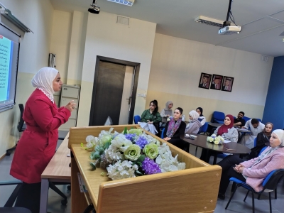 ورشة تدريبية لصيدلة عمان العربية حول الشؤون التنظيمية لتسجيل الأدوية في سوق العمل