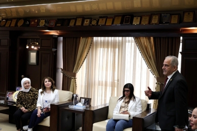 أسرة عمان الأهلية تتبادل التهاني بمناسبة عيد الفطر