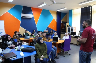 ورشة تدريبية متخصصة في الطباعة ثلاثية الأبعاد لطلبة جامعة عمان العربية