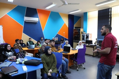 ورشة تدريبية متخصصة في الطباعة ثلاثية الأبعاد لطلبة جامعة عمان العربية