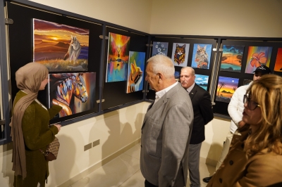 رئيس مجلس أمناء الشرق الأوسط يفتتح بيت الفن في مبنى  N
