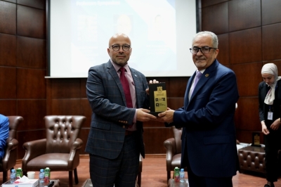 بالصور.. ندوة في عمان الأهلية لـ 3 علماء بارزين عالمياً حول البحث العلمي والطبي والعمل الأكاديمي