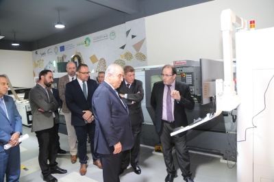 افتتاح المؤتمر التاسع عشر لكلية الأعمال في جامعة الزيتونة بعنوان: (الذكاء الاصطناعي في عالم الأعمال)