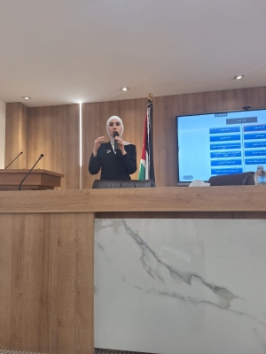 كلية الصيدلة في الزيتونة تنظّم ندوة علمية حول تسجيل الأدوية في الأردن