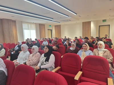 كلية الصيدلة في الزيتونة تنظّم ندوة علمية حول تسجيل الأدوية في الأردن